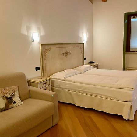 Relais Fontana Rosa B&B Wellness Caprino Veronese Eksteriør bilde