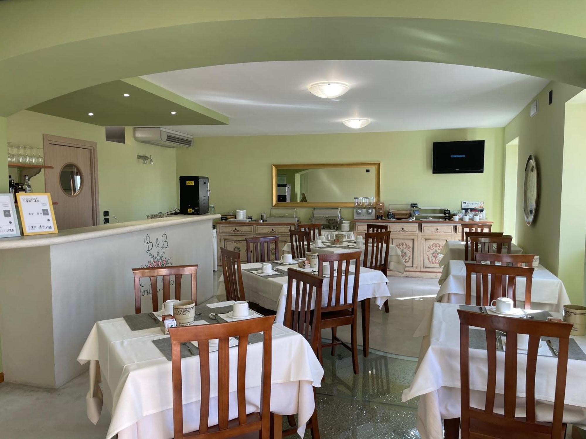 Relais Fontana Rosa B&B Wellness Caprino Veronese Eksteriør bilde