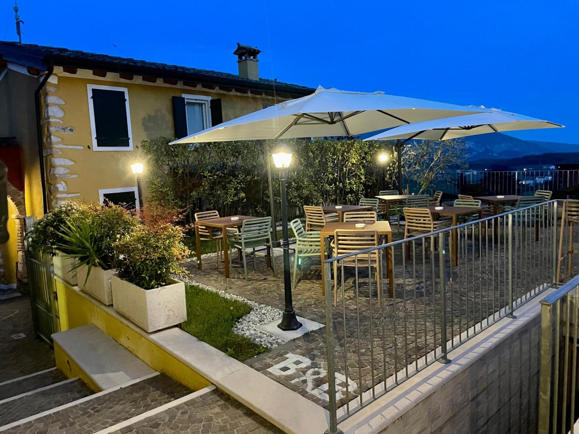 Relais Fontana Rosa B&B Wellness Caprino Veronese Eksteriør bilde