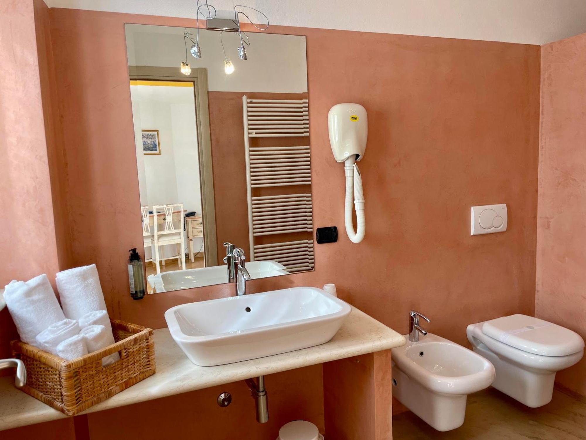 Relais Fontana Rosa B&B Wellness Caprino Veronese Eksteriør bilde